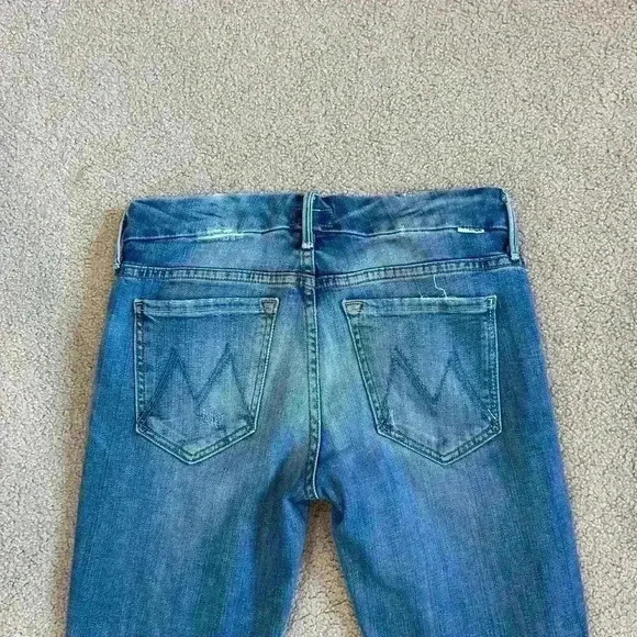 Mother The Looker Jeans in Whole Lotta Trouble Medium Wash Blue Denim Size 26 - Picture 5 of 8